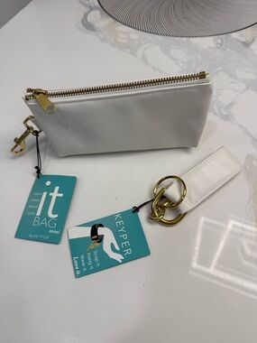 It Bag Mini Keyper White Leather Pouch wristlet removable Gold Hardware nwt